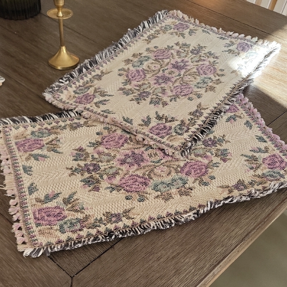 reverable vinatge floral Tapestry Placemats